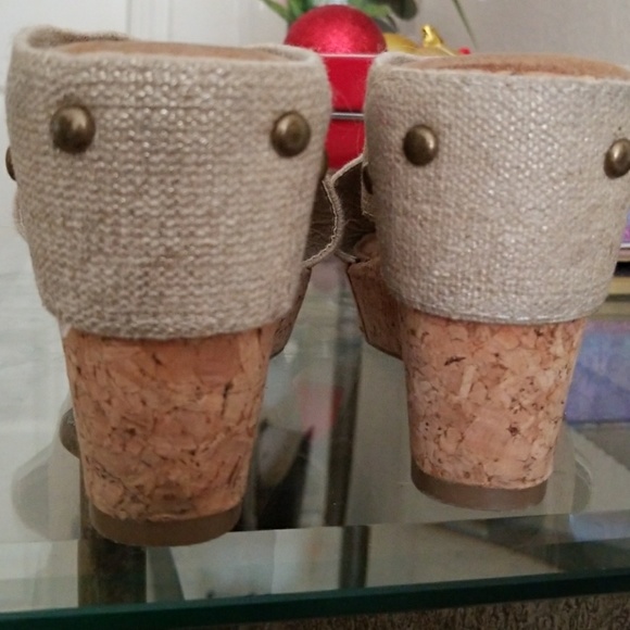 Shoes - Picture 3 of 3